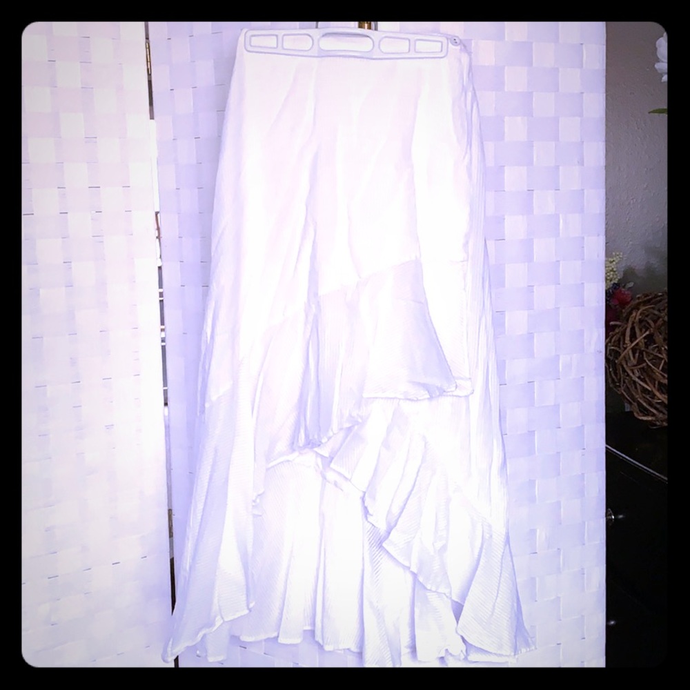 Bellevue White Skirt